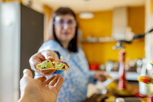 Sonntag, den 23.11.2025 Online Live-Cooking um 17:00 - Essbarer Adventskranz! Grazing Board Kunstwerke mit Frau Bunt kocht!